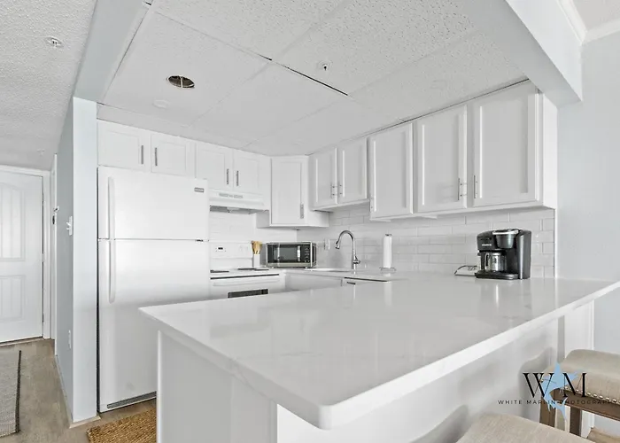 Oceanfront 2-bedroom In Ocean City, Md Perfect For Relaxing Getaways Ocean City