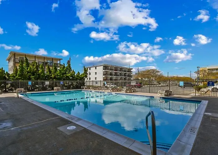 Apartment Oceanfront 2-bedroom In Ocean City, Md Perfect For Relaxing Getaways *
